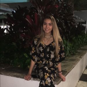 Meet your Posher, Alyson